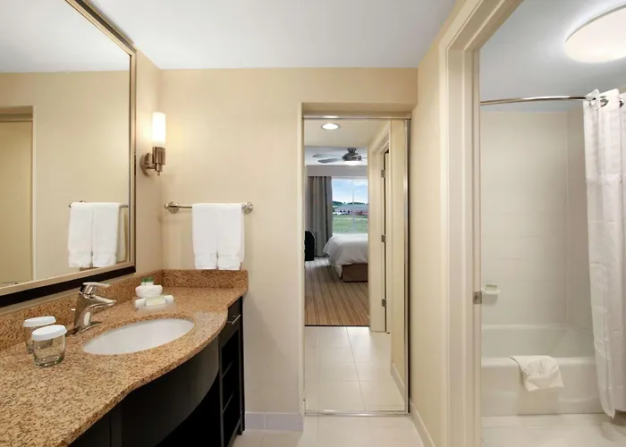 Hotel Homewood By Hilton Worth West At Cityview Fort Worth