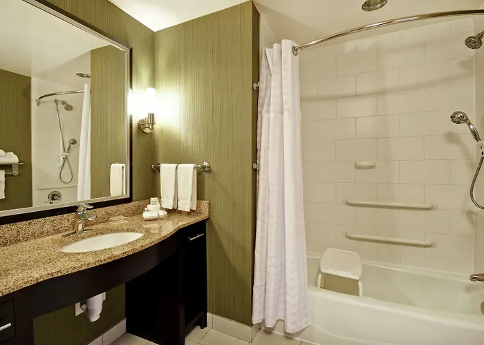 Homewood By Hilton Worth West At Cityview Hotel